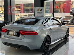 جاكوار XE